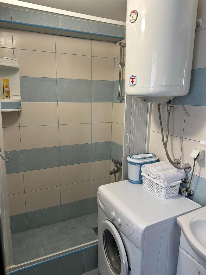 Apartmani Emily & Jully Niksic Ngoại thất bức ảnh