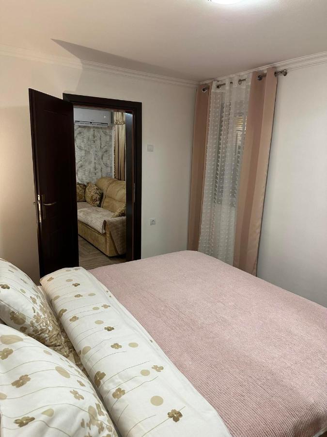 Apartman Emily Apartment Niksic Ngoại thất bức ảnh